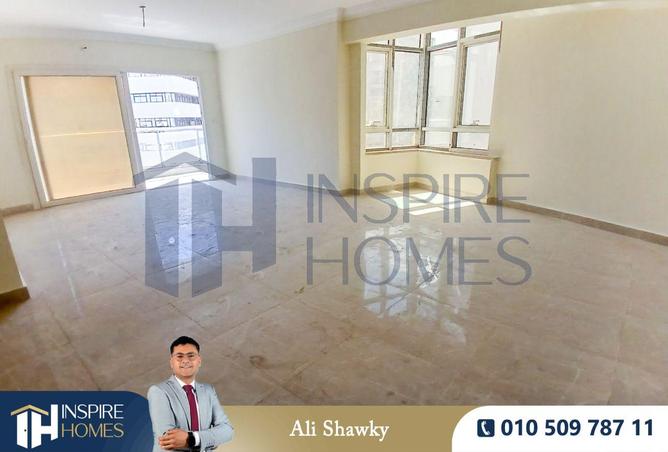 65158185 - Property Image 2