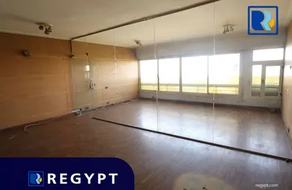 Office Space - 4 Bedrooms - 2 Bathrooms for sale in Street 216 - Degla - Hay El Maadi - Cairo