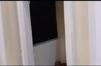 شقة - 3 غرف نوم - 1 حمام للبيع في شارع عبد الحكيم الرفاعي - المنطقة الثامنة - مدينة نصر - القاهرة شقة - 3 غرف نوم - 1 حمام للبيع في شارع عبد الحكيم الرفاعي - المنطقة الثامنة - مدينة نصر - القاهرة