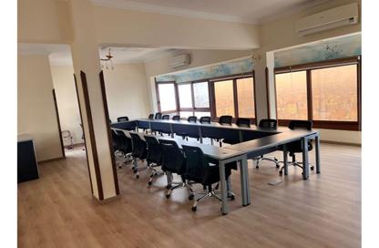 Apartment - 4 Bedrooms - 3 Bathrooms for sale in Cornish El Nile St. - Maadi - Hay El Maadi - Cairo