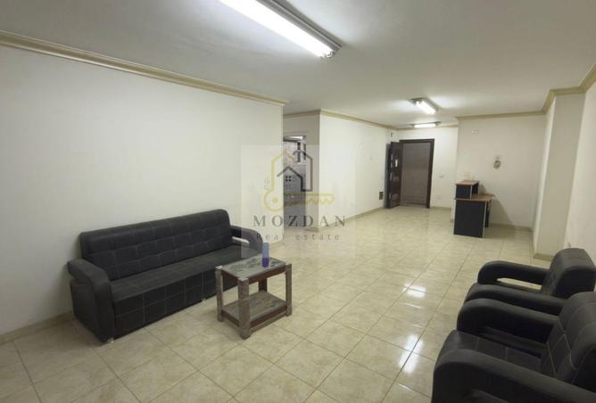 63645276 - صورة العقار 2