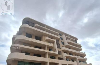 Apartment - 3 Bedrooms - 3 Bathrooms for sale in The Curve - New Capital Compounds - New Capital City - Cairo