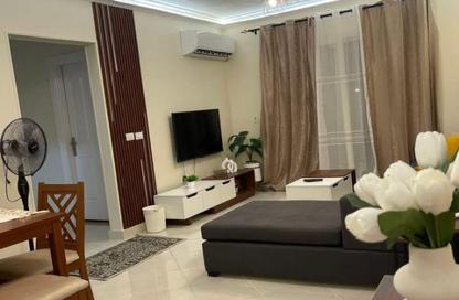 Apartment - 3 Bedrooms - 1 Bathroom for rent in Gardenia City Compound Nasr City - Zahraa Madinat Nasr - Nasr City - Cairo