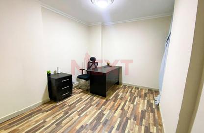 Apartment - 3 Bedrooms - 1 Bathroom for rent in Cleopatra - Hay Sharq - Alexandria Apartment - 3 Bedrooms - 1 Bathroom for rent in Cleopatra - Hay Sharq - Alexandria
