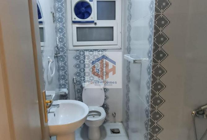 57743893 - Property Image 2