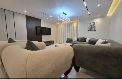 شقة - 3 غرف نوم - 2 حمامات للايجار في شارع مكرم عبيد - المنطقة السادسة - مدينة نصر - القاهرة