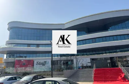 محل تجاري - استوديو - 2 حمامات للايجار في شارع مجمع البنوك - شارع التسعين الجنوبي - التجمع الخامس - مدينة القاهرة الجديدة - القاهرة