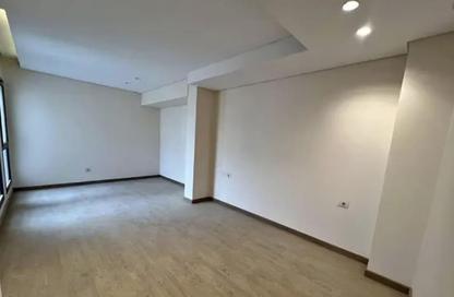 Apartment - 3 Bedrooms - 3 Bathrooms for sale in Village West - Sheikh Zayed Compounds - Sheikh Zayed City - Giza