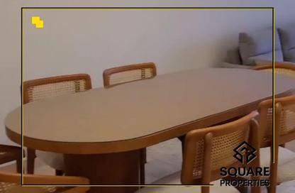شقة - 2 غرف نوم - 3 حمامات للايجار في أو ويست - كمبوندات 6 أكتوبر - مدينة 6 أكتوبر - الجيزة