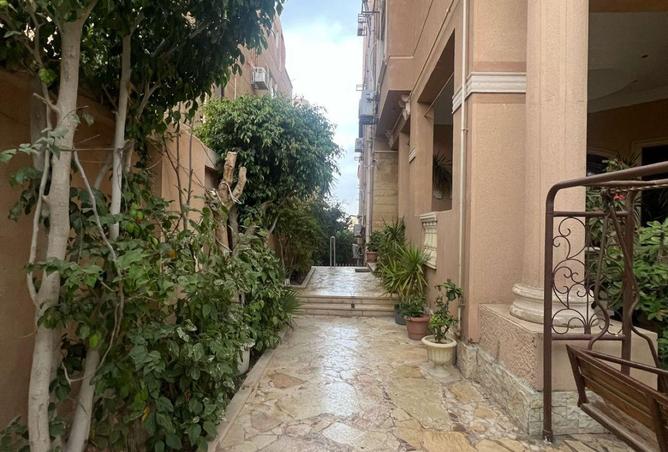 52184312 - Property Image 2