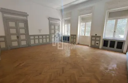 مساحات مكتبية - 4 غرف نوم - 4 حمامات للايجار في شارع احمد راغب - جاردن سيتي - القاهرة