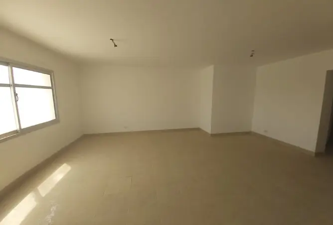 97720181 - Property Image 3