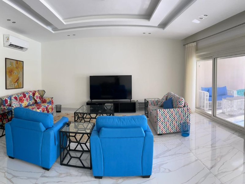 5BR Townhouse | Fully Finished | Hacienda Bay thumbnail