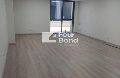 Office Space - Studio for rent in Hyde Park Business District Mall - South Teseen St. - The 5th Settlement - New Cairo City - Cairo
