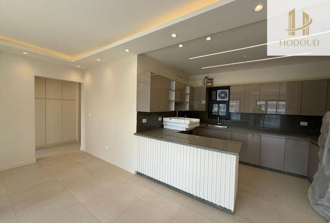 98552793 - Property Image 2
