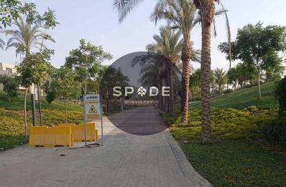 Villa - 5 Bedrooms - 4 Bathrooms for sale in Sodic East - 6th District - New Heliopolis - Cairo