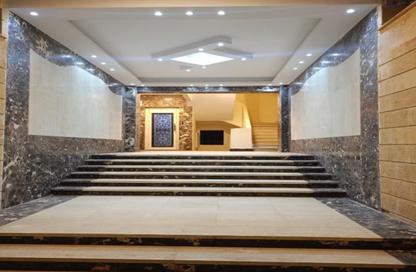 Apartment - 3 Bedrooms - 2 Bathrooms for sale in Al Hekma St. - Sheikh Zayed City - Giza