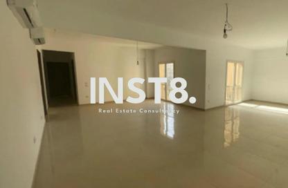 Apartment - 3 Bedrooms - 3 Bathrooms for rent in Garden Residence - Hyde Park - New Cairo City - Cairo