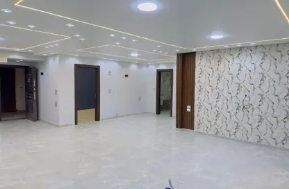 مساحات مكتبية - غرفة نوم - 2 حمامات للايجار في المنطقة الصناعية - كمبوندات التجمع الخامس - التجمع الخامس - مدينة القاهرة الجديدة - القاهرة