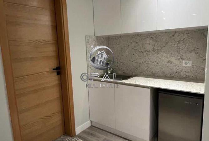 98824004 - Property Image 3