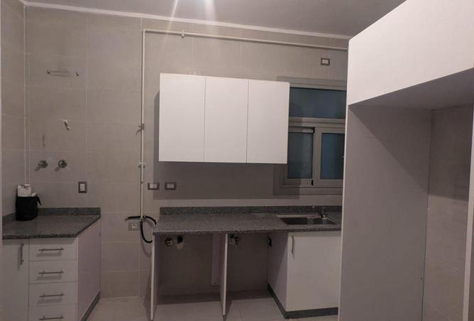 8689444 - Property Image 2