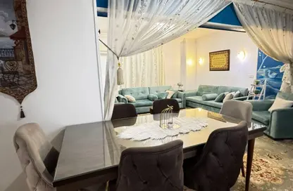 شقة - 4 غرف نوم - 2 حمامات للبيع في الحي الخامس - مدينة 6 أكتوبر - الجيزة