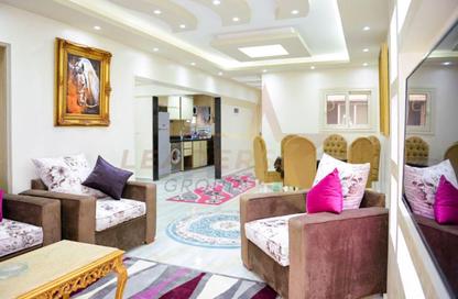 Apartment - 2 Bedrooms - 1 Bathroom for sale in Mustafa Kamel - Hay Sharq - Alexandria