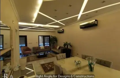 Apartment - 3 Bedrooms - 3 Bathrooms for sale in Eastown - 5th Settlement Compounds - The 5th Settlement - New Cairo City - Cairo