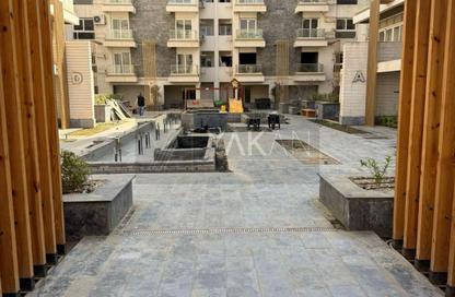 Villa - 5 - 5 for sale in Mountain View iCity - 5th Settlement Compounds - The 5th Settlement - New Cairo City - Cairo