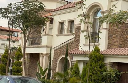 Villa - 5 - 4 for sale in Divina Gardens - 3rd District West - Shorouk City - Cairo