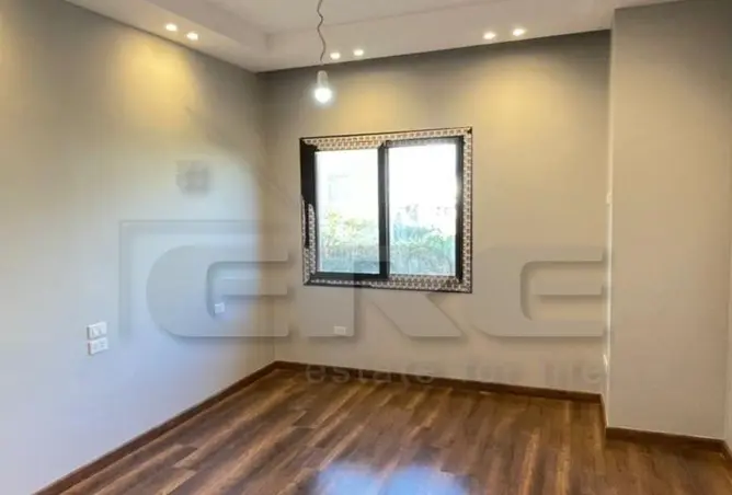 111306027 - Property Image 3