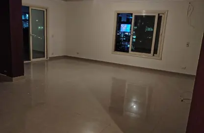 شقة - 3 غرف نوم - 3 حمامات للايجار في شارع 70 - الحي الثاني - التجمع الخامس - مدينة القاهرة الجديدة - القاهرة