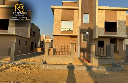 Townhouse - 4 Bedrooms - 5 Bathrooms for sale in Toya Residential Compound - Hood 2 St. - Green Belt - 6 October City - Giza Townhouse - 4 Bedrooms - 5 Bathrooms for sale in Toya Residential Compound - Hood 2 St. - Green Belt - 6 October City - Giza