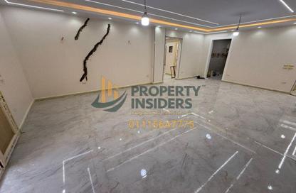شقة - 3 - 3 للإيجار في شارع البطل احمد عبد العزيز - المهندسين - الجيزة شقة - 3 - 3 للإيجار في شارع البطل احمد عبد العزيز - المهندسين - الجيزة