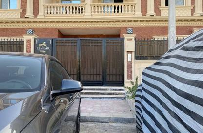 Apartment - 3 Bedrooms - 3 Bathrooms for sale in East The Academy - New Cairo City - Cairo