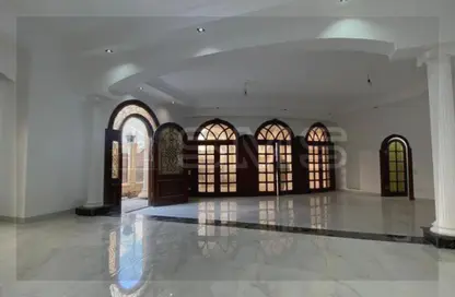 شقة - 6 غرف نوم - 3 حمامات للايجار في ميدان الياسمين - الياسمين - مدينة القاهرة الجديدة - القاهرة