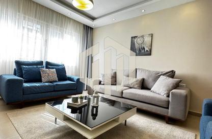Apartment - 2 Bedrooms - 2 Bathrooms for rent in Cluster 18 - Hyde Park - New Cairo City - Cairo