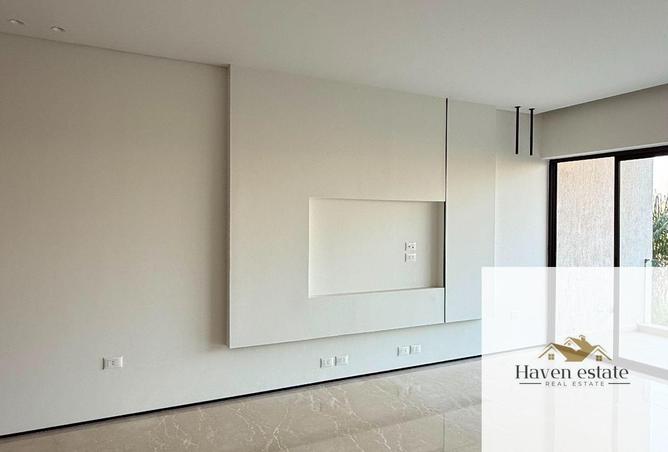100929734 - Property Image 3