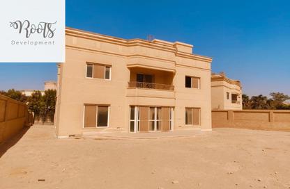 Villa - 4 Bedrooms - 4 Bathrooms for sale in Al Safwa - 26th of July Corridor - 6 October City - Giza