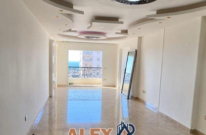 Apartment - 3 Bedrooms - 2 Bathrooms for rent in Ahmed Bek Gharbo St. - Zezenia - Hay Sharq - Alexandria Apartment - 3 Bedrooms - 2 Bathrooms for rent in Ahmed Bek Gharbo St. - Zezenia - Hay Sharq - Alexandria
