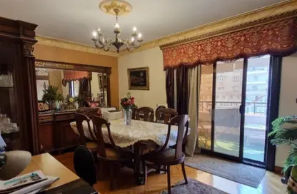 شقة - 3 غرف نوم - 2 حمامات للبيع في شارع عبد الرازق السنهوري - المنطقة السادسة - مدينة نصر - القاهرة شقة - 3 غرف نوم - 2 حمامات للبيع في شارع عبد الرازق السنهوري - المنطقة السادسة - مدينة نصر - القاهرة