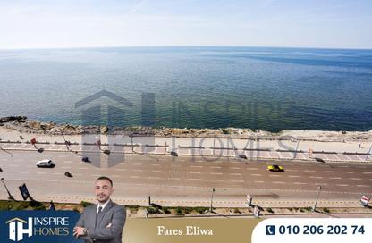 Apartment - 3 Bedrooms - 3 Bathrooms for sale in Camp Chezar - Hay Wasat - Alexandria