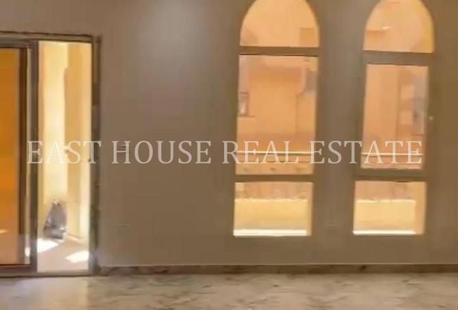 93810361 - Property Main Image