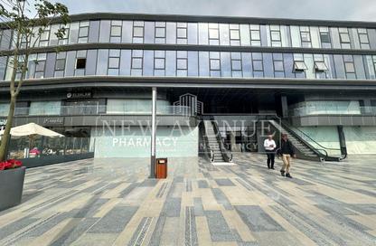 Retail - Studio - 1 for sale in Sway Mall - Mohamed Naguib Axis - North Investors Area - New Cairo City - Cairo