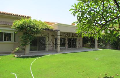 Villa - 4 Bedrooms - 3 Bathrooms for rent in Gezira 1 - 4th District - Sheikh Zayed City - Giza