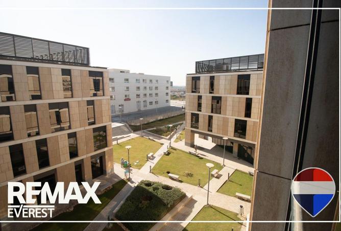 57740306 - Property Image 3