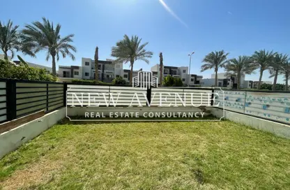 Townhouse - 5 Bedrooms - 5 Bathrooms for sale in Garden Residence - Hyde Park - New Cairo City - Cairo