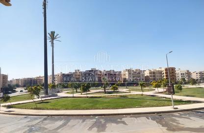 شقة - 3 - 3 للبيع في مدينة الشروق - القاهرة