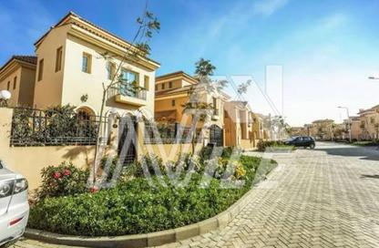 Villa - 6 - 5 for sale in Cluster 3 - Hyde Park - New Cairo City - Cairo