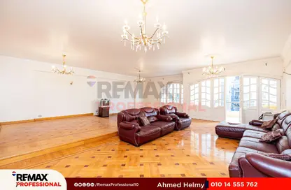 شقة - 4 غرف نوم - 3 حمامات للبيع في الحي اللاتيني - محطة الرمل - حي وسط - الاسكندرية